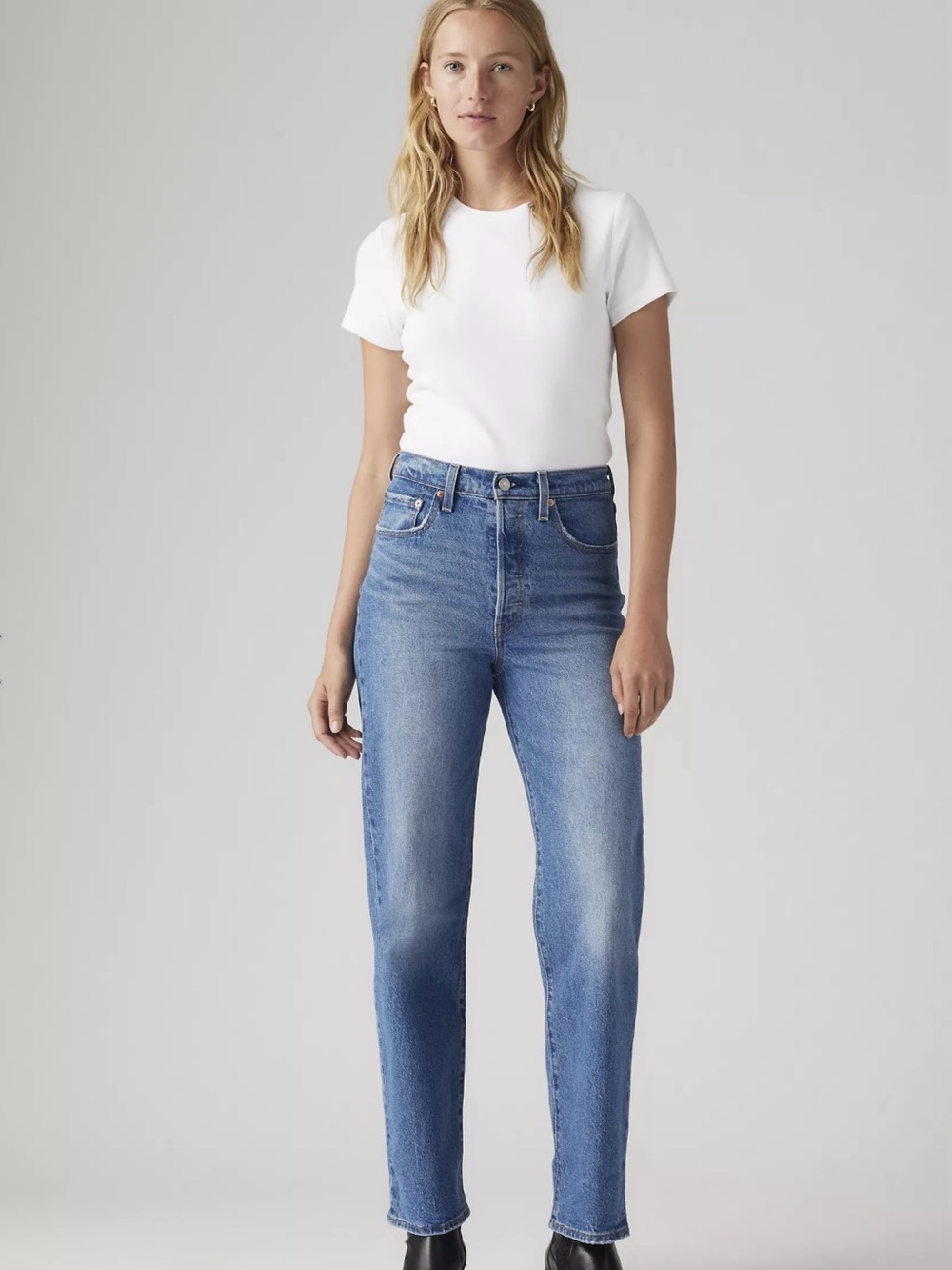 Levi’s Straight Leg Rib Cage Size 26